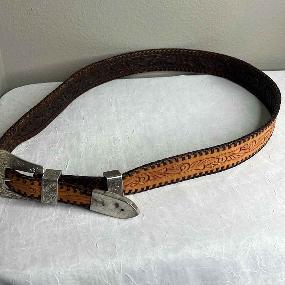 Appaloosa Hand Tooled Reversible Leather Belt Size 40 - Picture 11 of 12